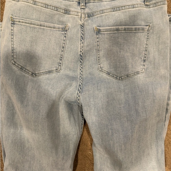 Grey lab flare 🔥 retail $80 - Picture 5 of 6